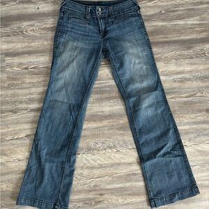 Trouser ariat jeans, slight wear on bottom
